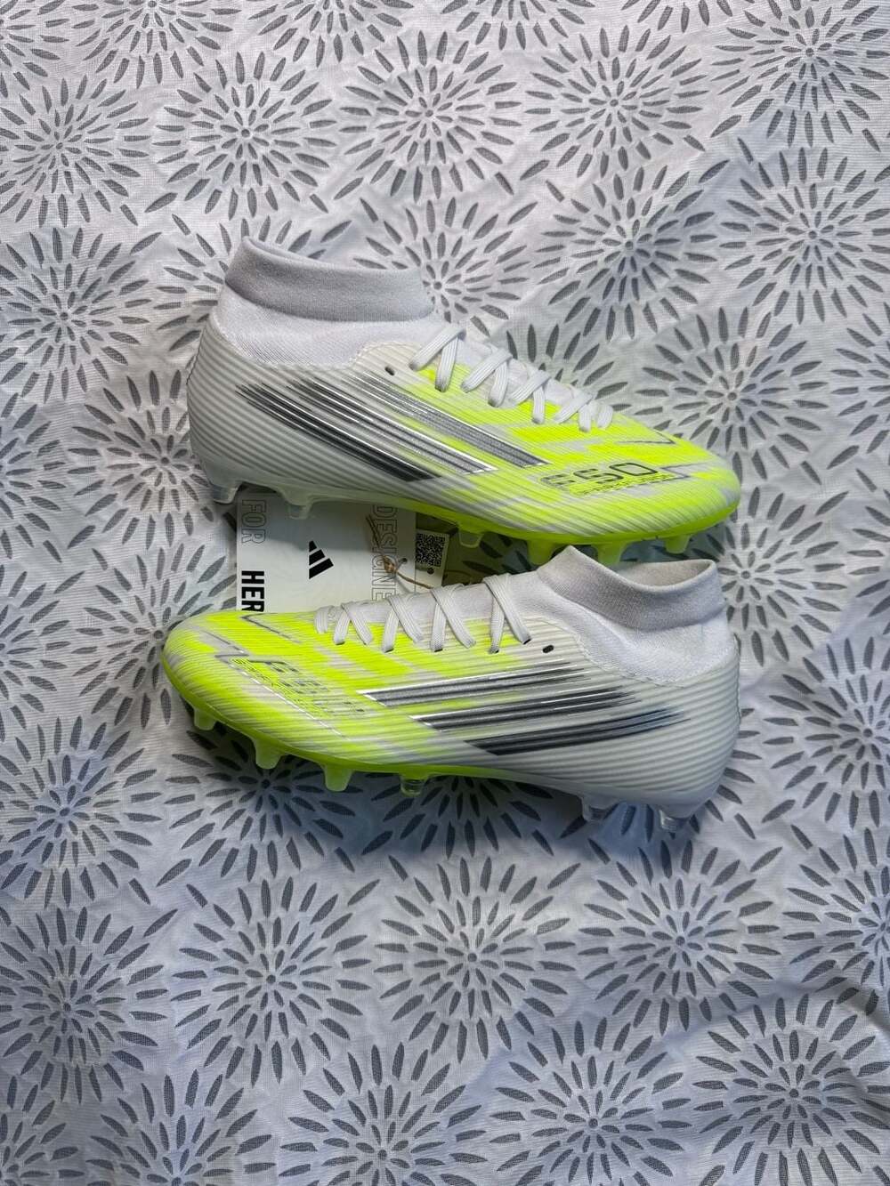 Adidas F50 Sparkfusion League Mid Cut Soccer Cleats Women's 7
